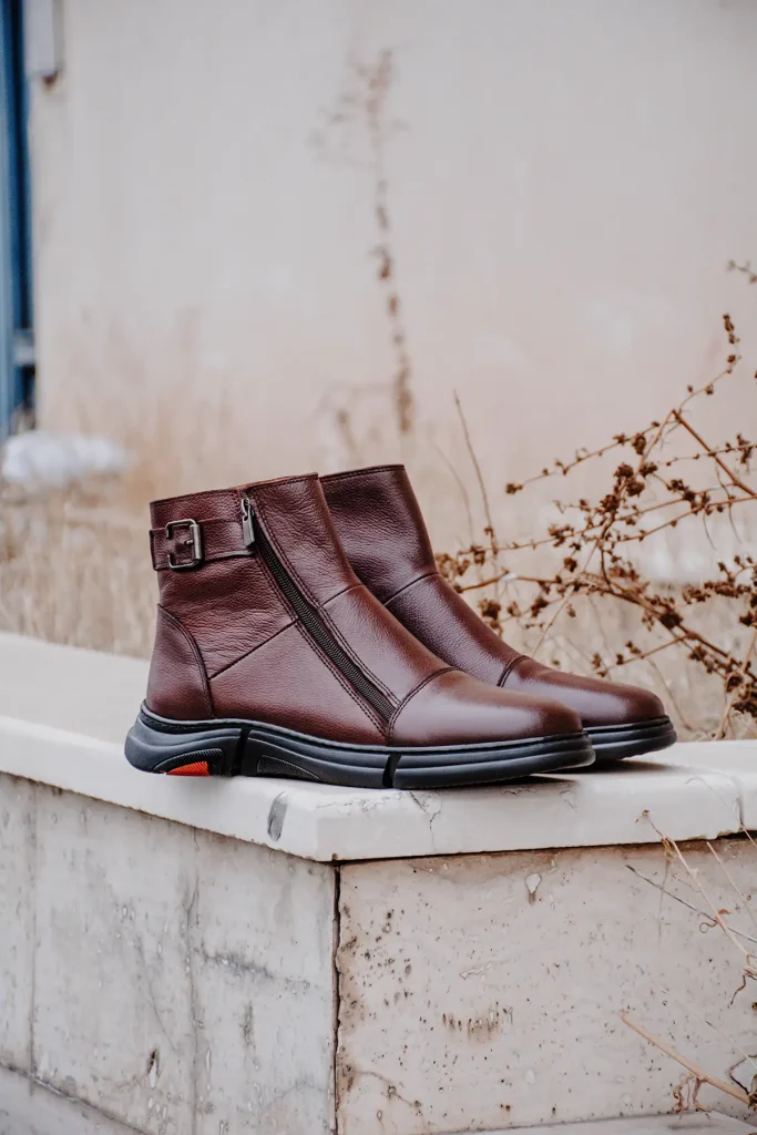 Stylish and luxurious ankle boots, code s7