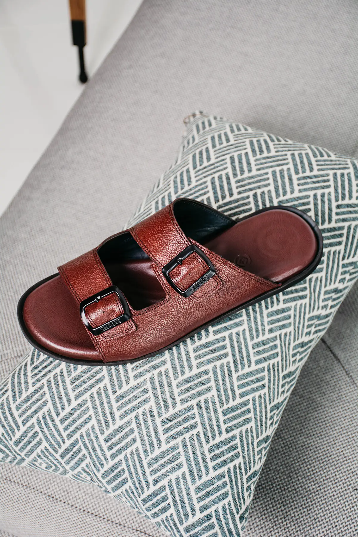 صندل مردانه چرم طبیعی مناسب کد z3